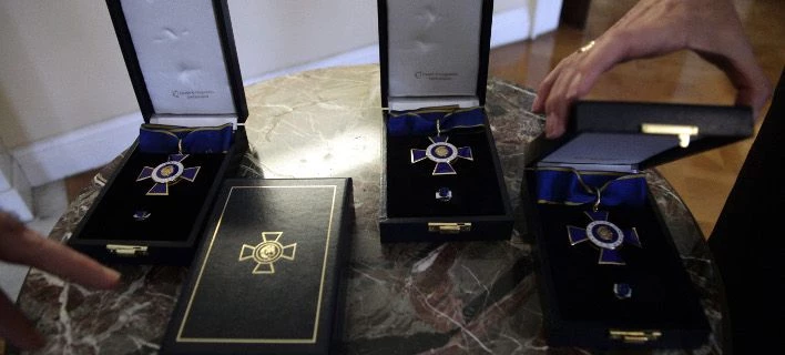 Ο Παυλόπουλος απονέμει σε 3 συμπολίτες μας το Παράσημο του Ταξιάρχη του Τάγματος της Τιμής